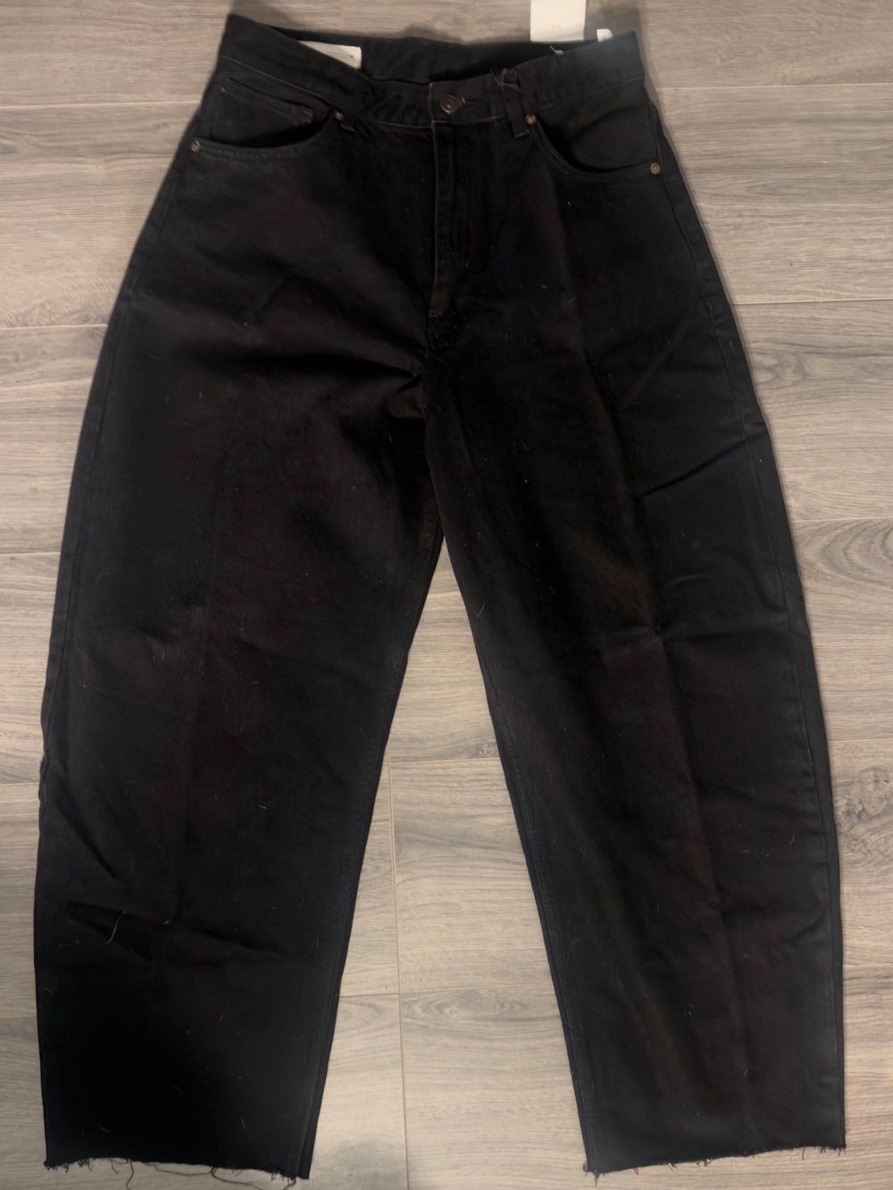 Zara Black High-Waist Wide Leg Barrel Jeans NWT